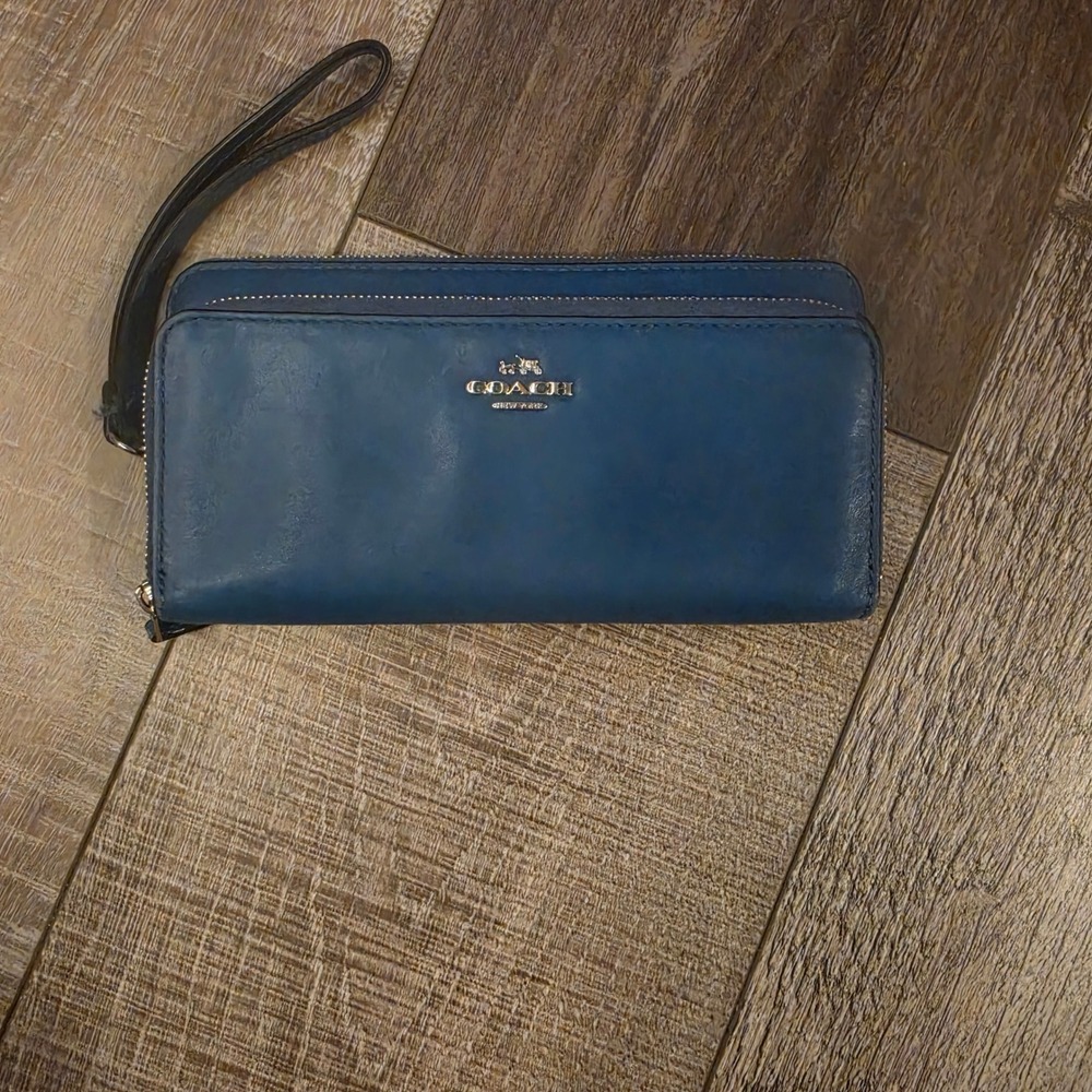 Coach Double Zip Wristlet Wallet Women OS Blue Leather Classic Luxury Organizer